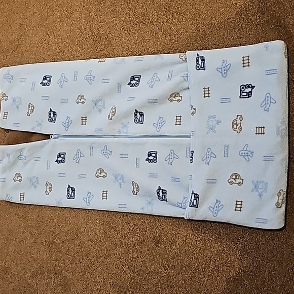 Cuddle Care Stroller Blanket - Picture 4 of 4